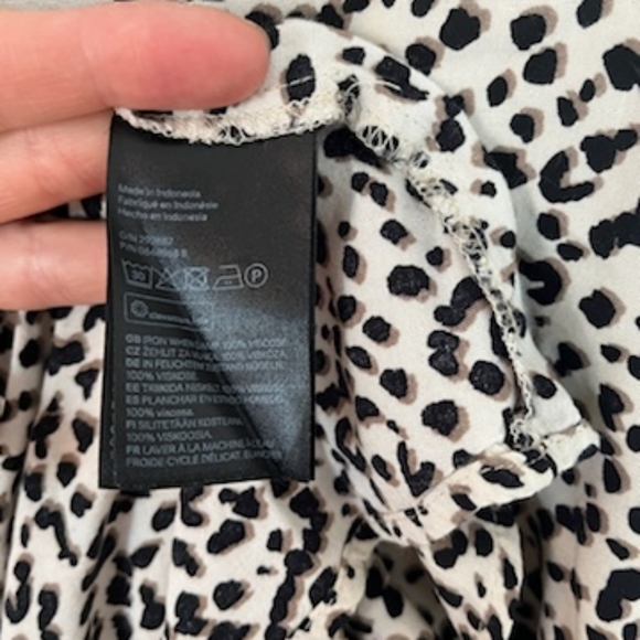H&M leopard print shirt - Picture 4 of 6